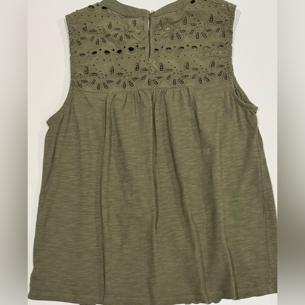 Lucky Brand Olive Eyelet Lace Boho Top Sleeveless Cotton Blouse M - Picture 3 of 6